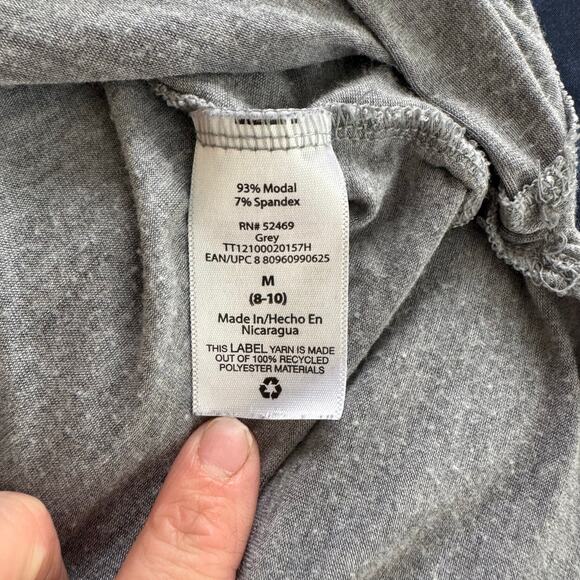 Time and Tru Gray Curved Hem Tee Size M - Picture 6 of 7